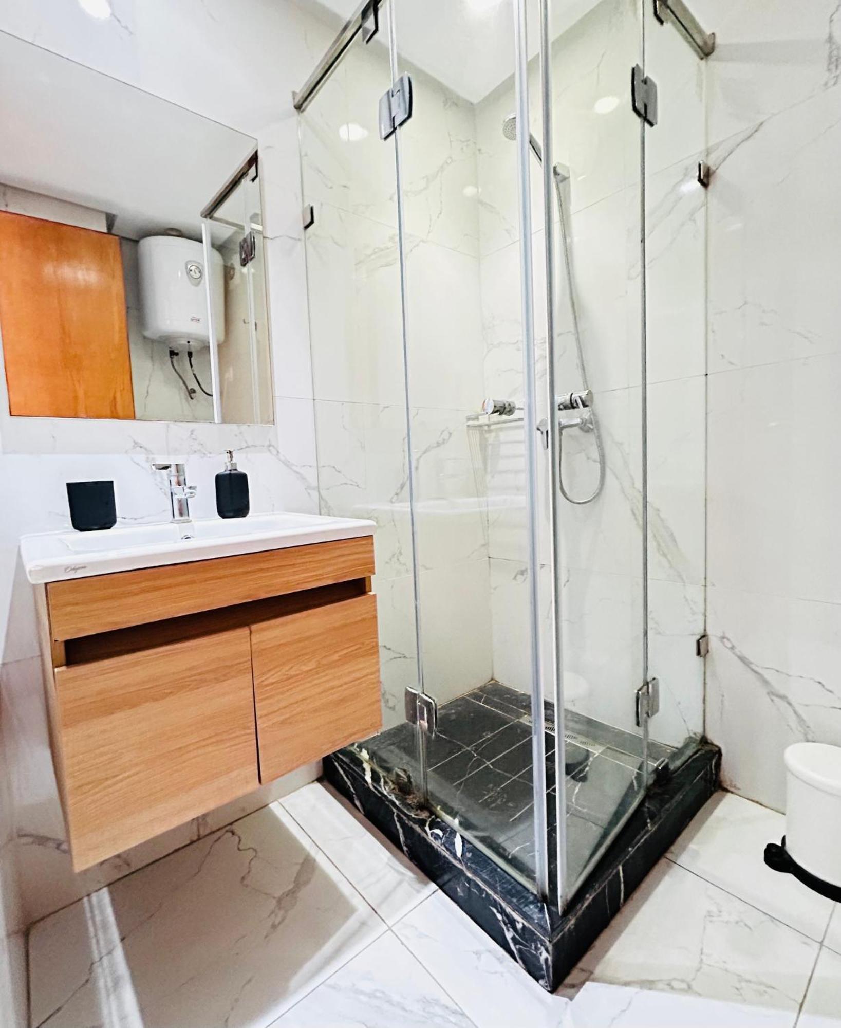 Appartement De Charme Terrasse Parking カサブランカ エクステリア 写真